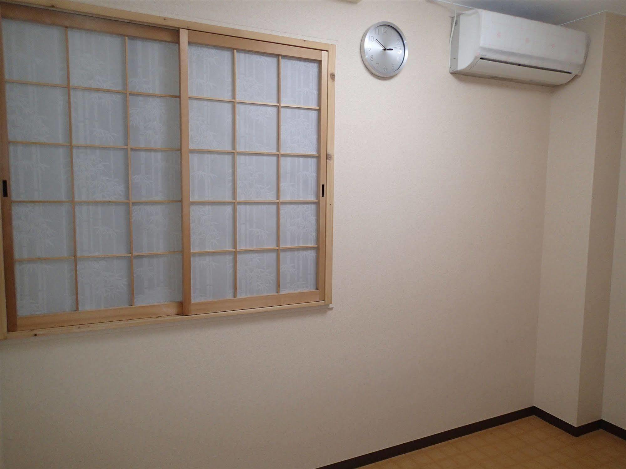 Namba Hostel Osaka Exterior foto