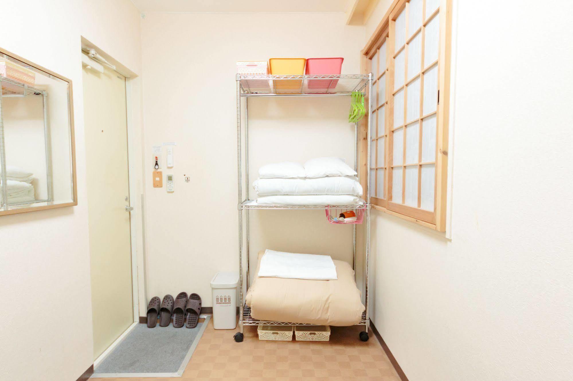 Namba Hostel Osaka Exterior foto