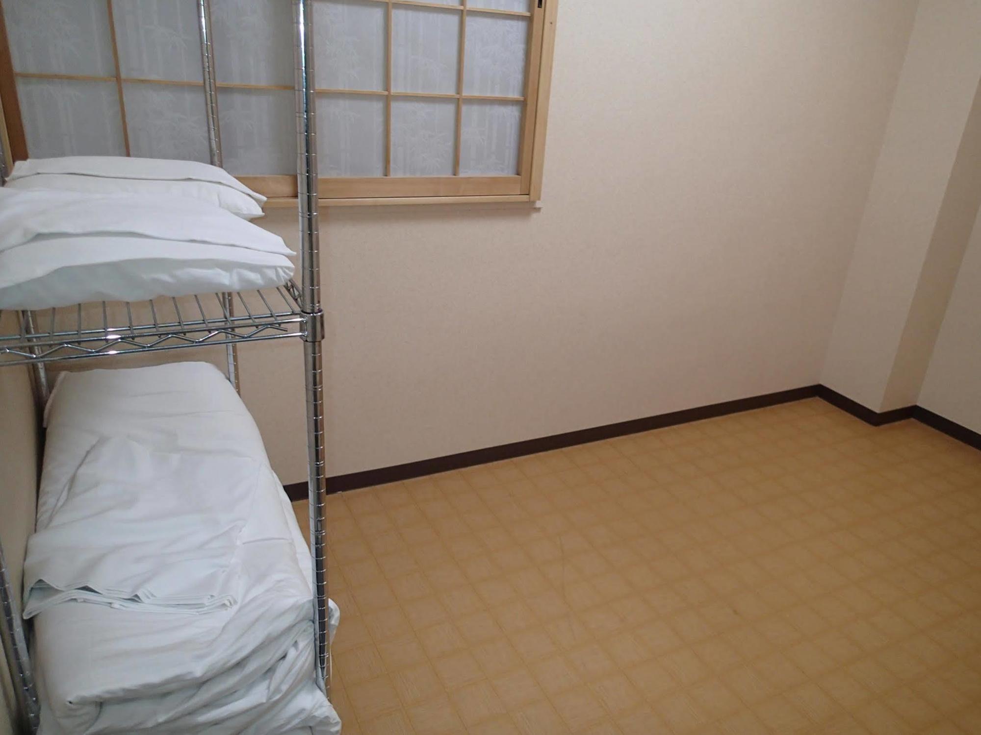 Namba Hostel Osaka Exterior foto